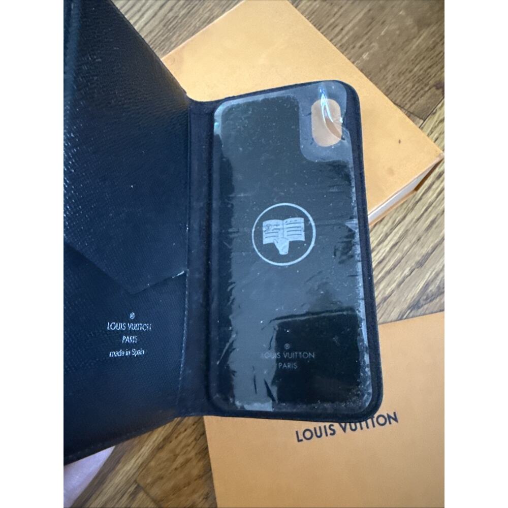 Authentic Louis Vuitton iPhone X Monogram Black & Gray Folio Case BC0158 - Picture 10 of 12